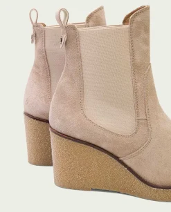 Botines De Cuña Arena Con Elasticos Malena